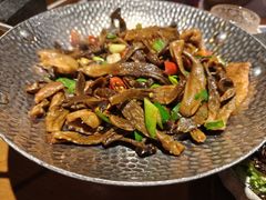 -雀舞云南菜(天津天河城购物中心店)