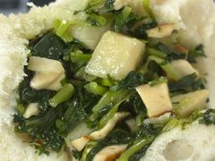 -白玉兰食品甜凤店(合生汇店)