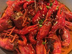 -巴厘龙虾·榜首油焖大虾(音乐学院·沿江酒馆店)