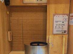 -独食火锅·半米屋台(直营总店)