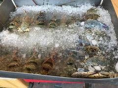 -J Daeng Seafood