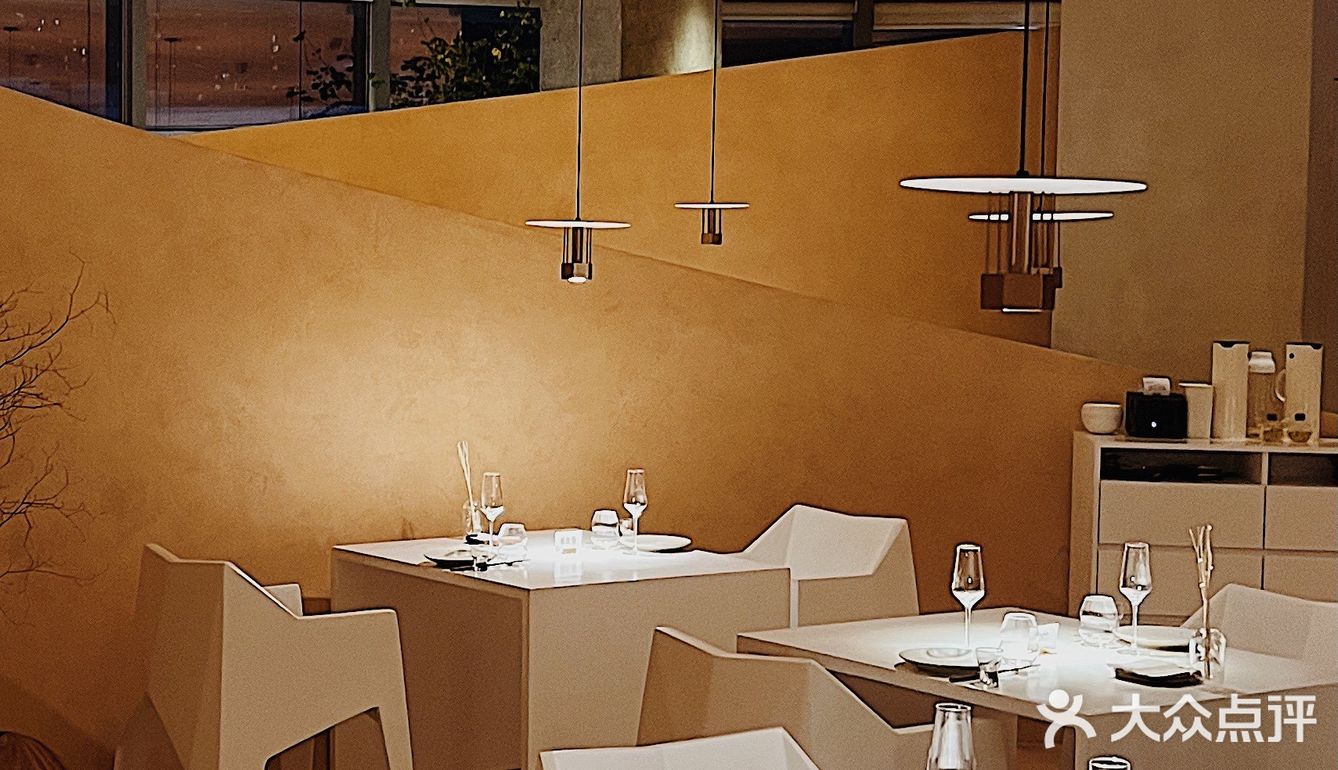 像艺术馆一样的新式川菜馆•CHOSOP 川索