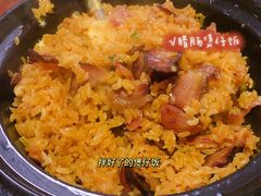 正宗广东腊肉煲仔饭-馬蘭花開(车站大道店)