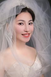 点击看大图 -挪娅婚纱摄影皇家会所