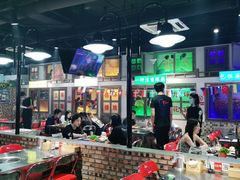 -马路牙子烧烤音乐酒馆(望京店)