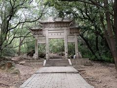 -灵岩山风景区