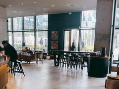 大堂-星巴克臻选(惠州华贸天地1楼店)