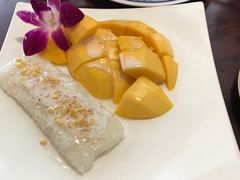 -Dang restaurant (patong phuket)