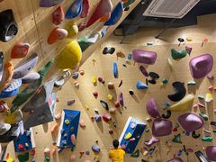 -Upper Climbing Gym 攀岩(华侨城店)