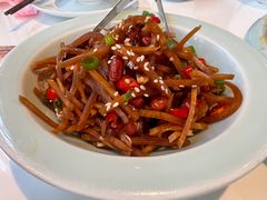 -红樱桃·欢乐餐厅(太原里店)