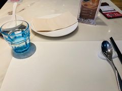 -港丽餐厅(高德置地店)