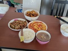 -鲸励母婴月嫂(望京店)