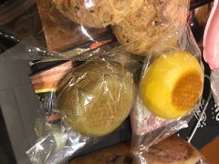 抹茶红豆小饼-稻田秋日式面包