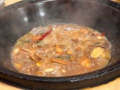 -万里闯关东铁锅炖菜馆(高新旗舰店)