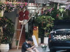 -溪岸路花鸟市场