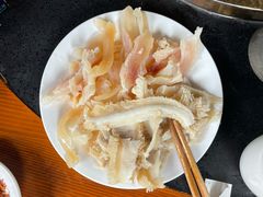 -周老三跷脚牛肉·全牛火锅(非遗传承店)