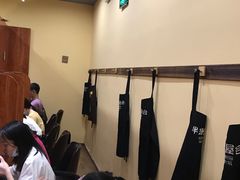 -独食火锅·半米屋台(直营总店)
