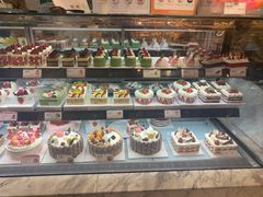 -罗森尼娜(德思勤店)