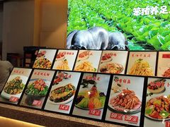 -快乐老家三鲜饺子东北菜(南六中路店)