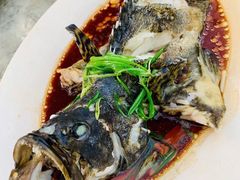 -四川小胡子海鲜(丁村万人海鲜广场店)