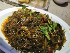 -山河屯铁锅炖(哈西站店)