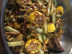 -内蒙焖面大盆骨餐馆(山大路店)