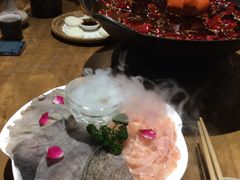 -白乐天毛肚火锅馆(解放碑店)