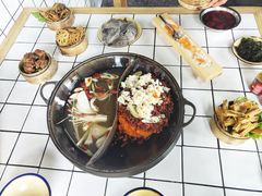 -瓜西西重庆火锅(花溪店)