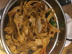 -吕氏疙瘩汤·海鲜新鲁菜(凯德mall新都心店)