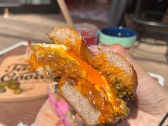 -Catch Bagel(芳草地店)