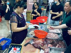 -标记美食新鲜猪杂(兴南大道店)