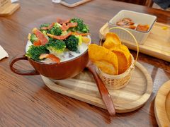 -小银家日式简餐(中信丹阳花园店)