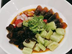 -香山湖家家宴(中山陵店)