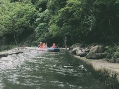 -仙人谷漂流景区
