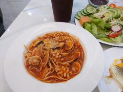 -丽莎沙拉轻食餐厅(国贸店)