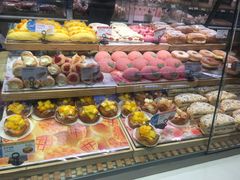 -巴黎贝甜(大宁国际商业广场店)