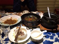 酱爆石锅蛙-绿茶餐厅(王府井永宁门店)