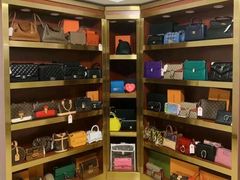 -臻新二手奢侈品回收鉴定(塘桥店)