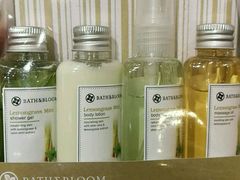 -Bath & Bloom Flagship Store at Central World