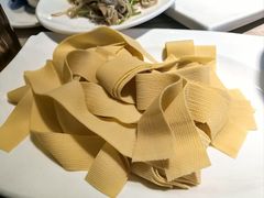 -犇一鲜老重庆火锅(华威大厦店)