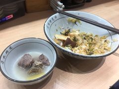 -狮头牌卤味研究所·卤味饭(花城汇南区店)