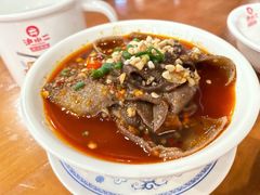 冒毛肚-炉小二铜锅牛蛙•川湘菜(三里屯店)