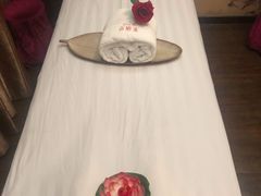 -莱仪堂艾灸经络养生馆(宜川路店)