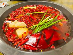 -黄潇洒老火锅(九眼桥宏济巷店)