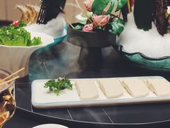 -鼎泰亨·海鲜牛肉餐厅(滨江店)