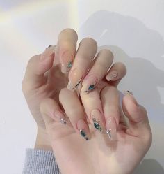 -悦指间美甲美睫