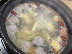 -濠轩阁特色生蚝火锅(水湾路店)
