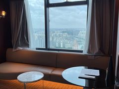 -上海龙之梦万丽酒店