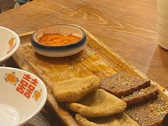 -猫爷的腔调·黔小馆(交大医学住宅区店)