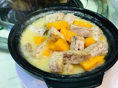 -渝君重庆火锅(嘉宾路店)